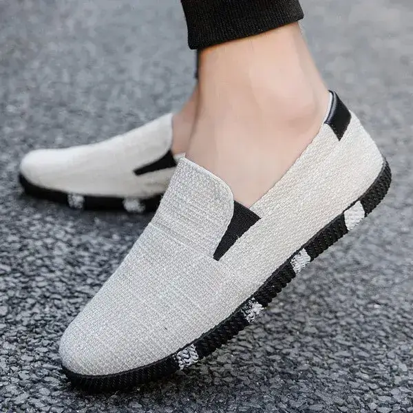 Mens Breathable Cloth Sneakers | Odor-Neutralizing Low-Top Casual Shoes in Black, Blue, Light Grey