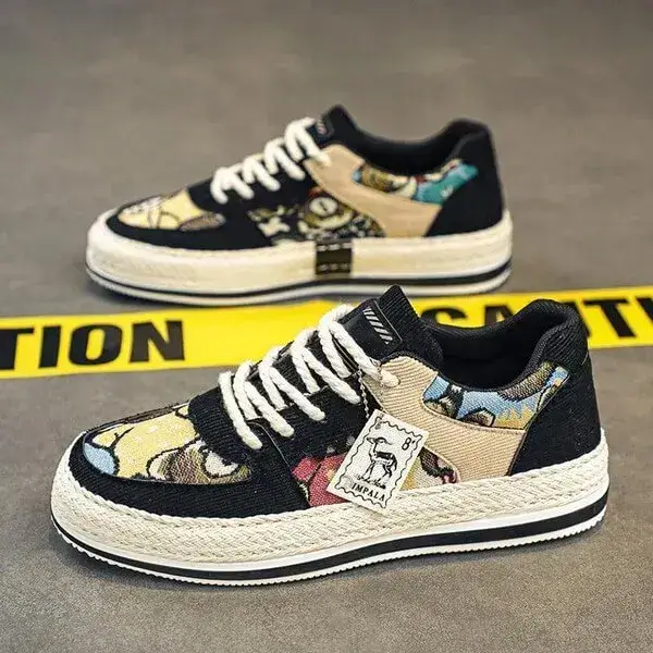 Mens Color-Matching Canvas Sneakers | UV-Resistant Low-Top Casual Shoes in Beige, Black, Green