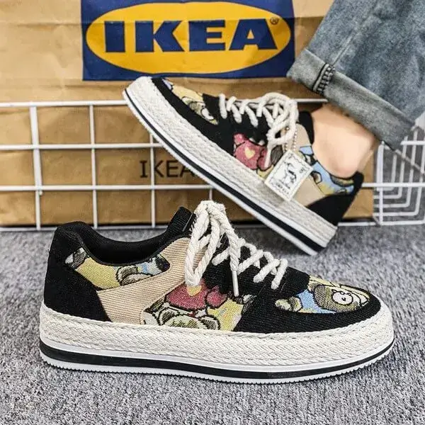 Mens Color-Matching Canvas Sneakers | UV-Resistant Low-Top Casual Shoes in Beige, Black, Green